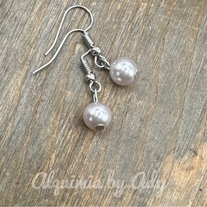 SIMPLE + CUTE pearl dangle drops gold earrings modest crystal